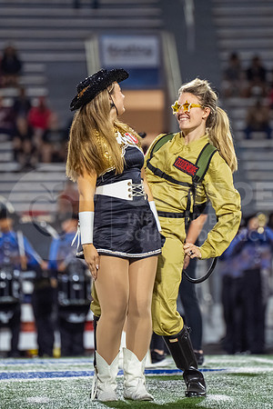 251107 Cleveland vs Conroe football - Natalya Chicas-72