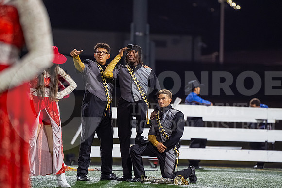 251107 Cleveland vs Conroe football - Natalya Chicas-97