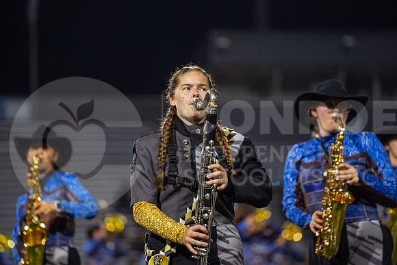 251107 Cleveland vs Conroe football - Natalya Chicas-99