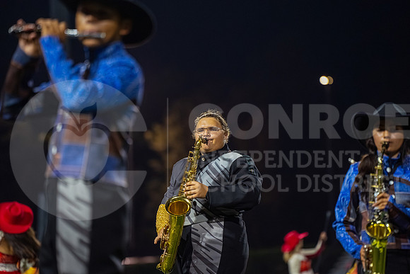 251107 Cleveland vs Conroe football - Natalya Chicas-101