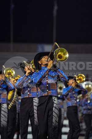 251107 Cleveland vs Conroe football - Natalya Chicas-103
