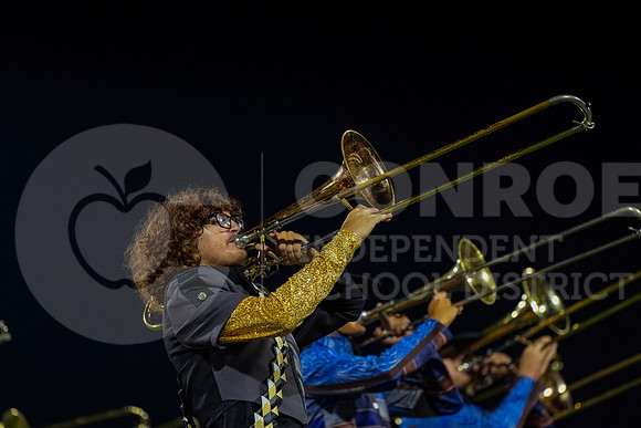 251107 Cleveland vs Conroe football - Natalya Chicas-105
