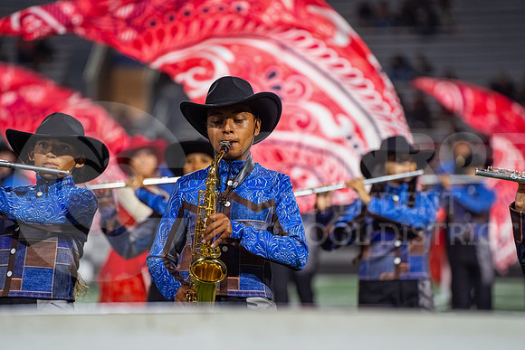 251107 Cleveland vs Conroe football - Natalya Chicas-111