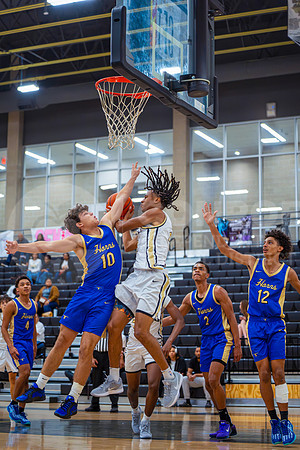 251124 CE King vs Conroe Boys Basketball - Natalya Chicas-30