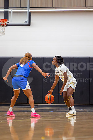 251124 CE King vs Conroe Girls Basketball - Natalya Chicas-6
