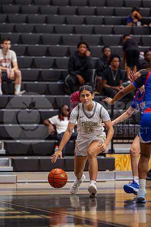 251124 CE King vs Conroe Girls Basketball - Natalya Chicas-13