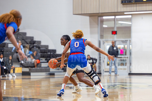 251124 CE King vs Conroe Girls Basketball - Natalya Chicas-20