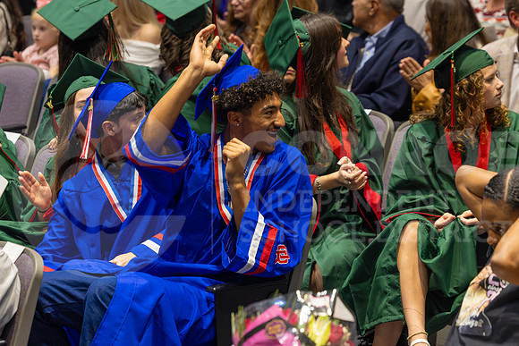 251215 Mid Year Graduation-23