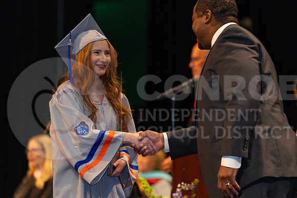 251215 Mid Year Graduation-31