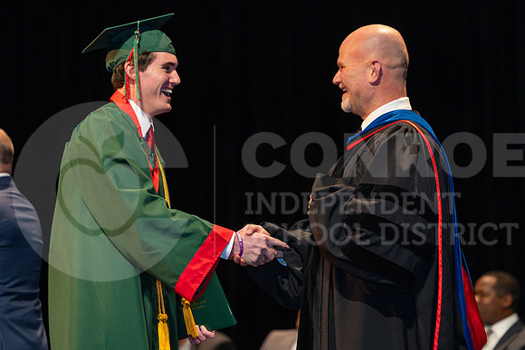 251215 Mid Year Graduation-40
