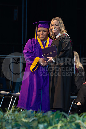 251215 Mid Year Graduation-65