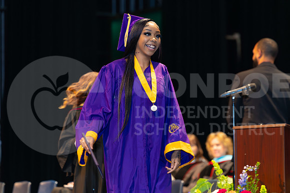 251215 Mid Year Graduation-68