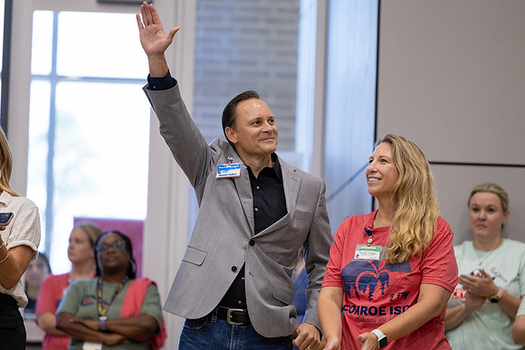 240809 Conroe Feeder Assembly-104