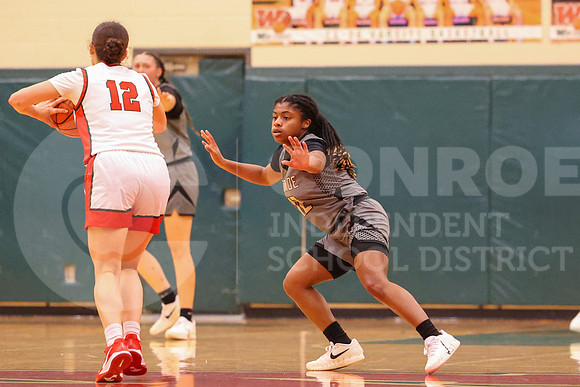 251212 Conroe vs The Woodlands Basketball - Allison Lozano-14