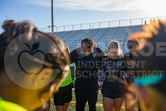 251218 Conroe vs Nimitz Soccer - Natalya Chicas-5