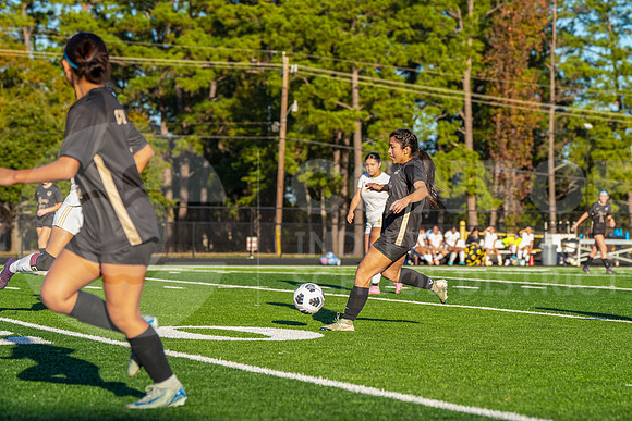 251218 Conroe vs Nimitz Soccer - Natalya Chicas-11