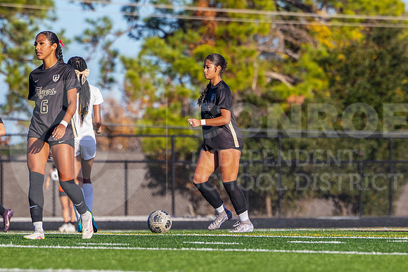 251218 Conroe vs Nimitz Soccer - Natalya Chicas-26