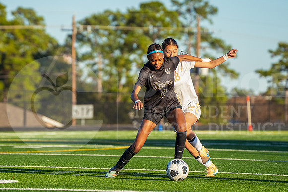 251218 Conroe vs Nimitz Soccer - Natalya Chicas-32