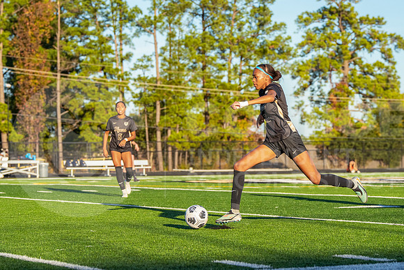 251218 Conroe vs Nimitz Soccer - Natalya Chicas-33