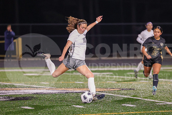 260113 CPHS vs CHS Girls Soccer - Allison Lozano-6