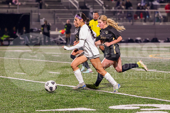 260113 CPHS vs CHS Girls Soccer - Allison Lozano-16