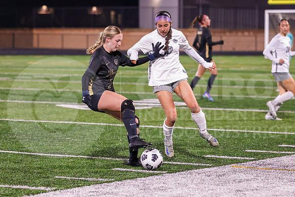 260113 CPHS vs CHS Girls Soccer - Allison Lozano-19
