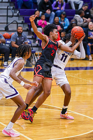 260120 Caney Creek vs Willis basketball - Noemi Gonzalez-13