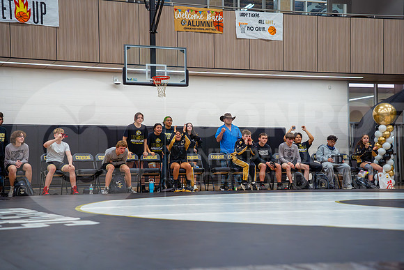 260121 Oak Ridge vs Conroe - Wrestling - Natalya Chicas-8