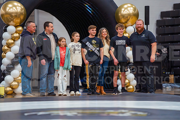 260121 Oak Ridge vs Conroe - Wrestling - Natalya Chicas-9