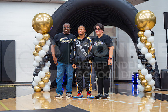 260121 Oak Ridge vs Conroe - Wrestling - Natalya Chicas-16