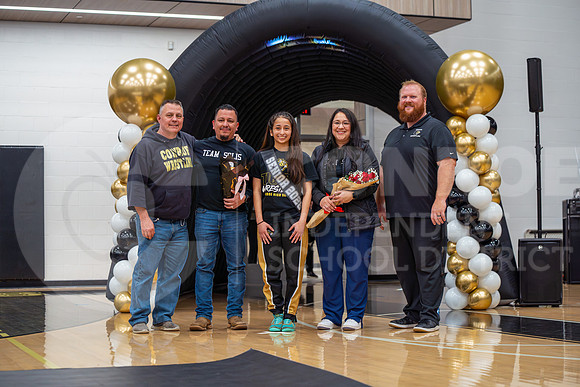 260121 Oak Ridge vs Conroe - Wrestling - Natalya Chicas-22