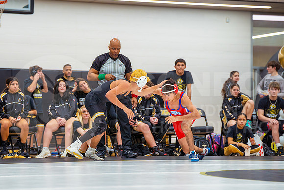 260121 Oak Ridge vs Conroe - Wrestling - Natalya Chicas-32