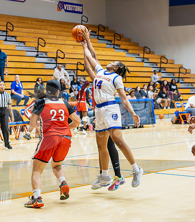 260123 Cleveland vs Grand Oaks Basketball - Kaitlyn Dougherty-27
