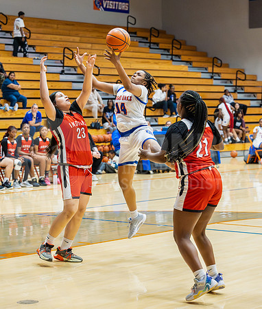 260123 Cleveland vs Grand Oaks Basketball - Kaitlyn Dougherty-37