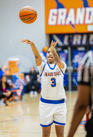 260123 Cleveland vs Grand Oaks Basketball - Kaitlyn Dougherty-43