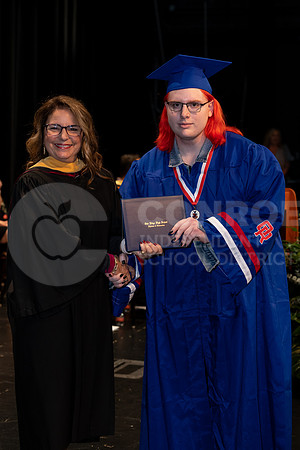 121222WinterGraduation-118