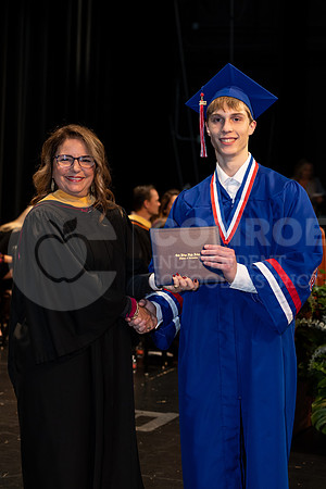 121222WinterGraduation-119