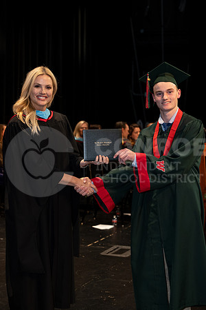 121222WinterGraduation-126