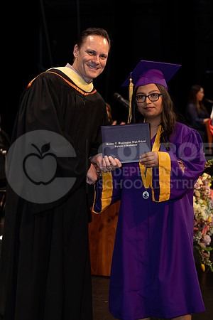 121222WinterGraduation-138