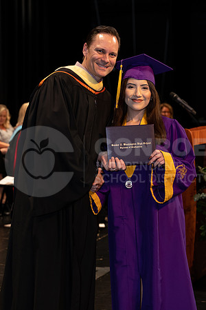 121222WinterGraduation-140