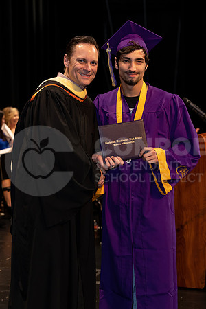 121222WinterGraduation-143