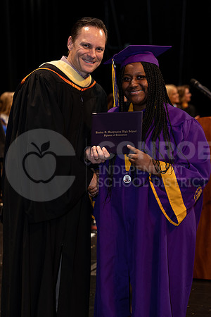 121222WinterGraduation-146