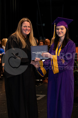 121222WinterGraduation-155