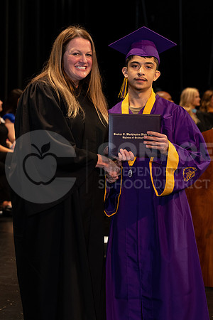121222WinterGraduation-157