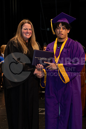 121222WinterGraduation-162