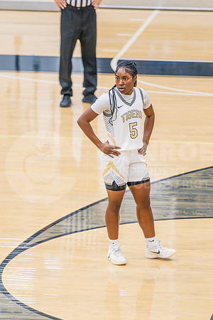 260204 - Grand Oaks vs Conroe - Easton Hairell-23