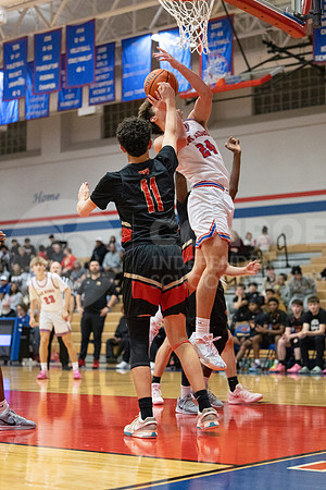 250108 CCHS vs ORHS Boys Basketball - Emma Warzon-28