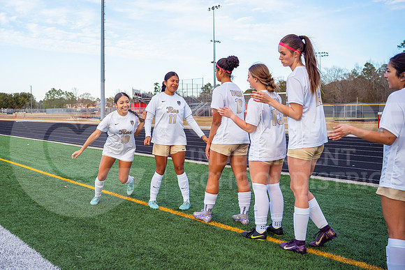 260204 Caney Creek vs Conroe Soccer - Natalya Chicas-6