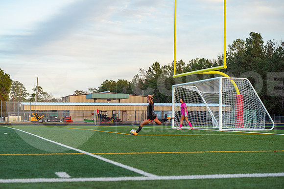 260204 Caney Creek vs Conroe Soccer - Natalya Chicas-20