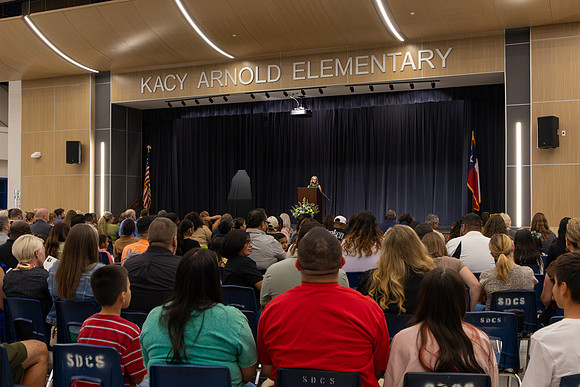 261019 Arnold Dedication Ceremony-47
